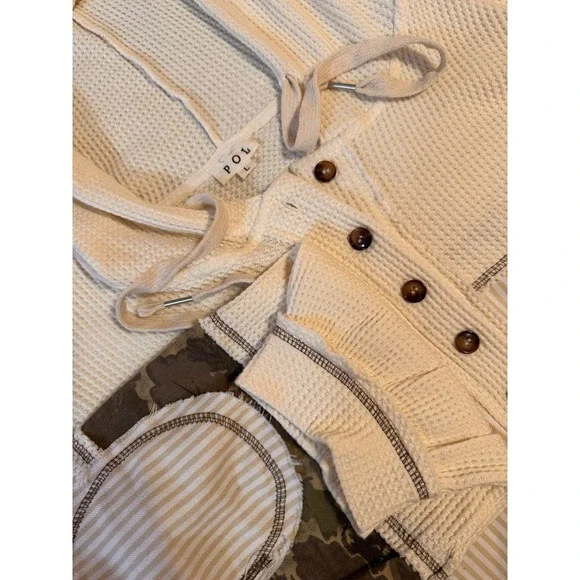 POL Oversized Hoodie Top, Sz Large, Cream Thermal Body, Camo Patch, Balloon Slv - Picture 2 of 8